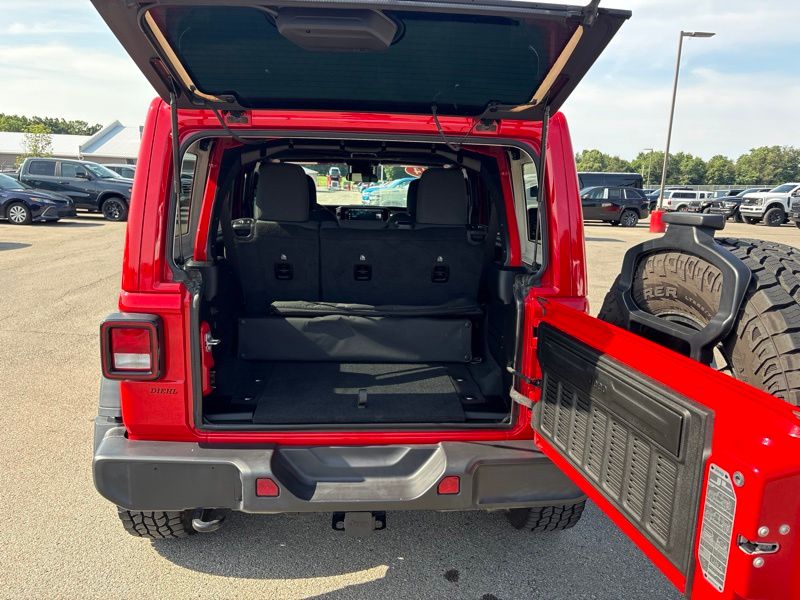 Used 2024 Jeep Wrangler SUV
