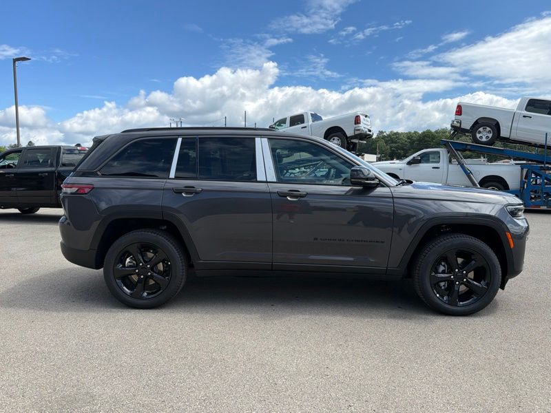 New 2026 Jeep Grand Cherokee SUV
