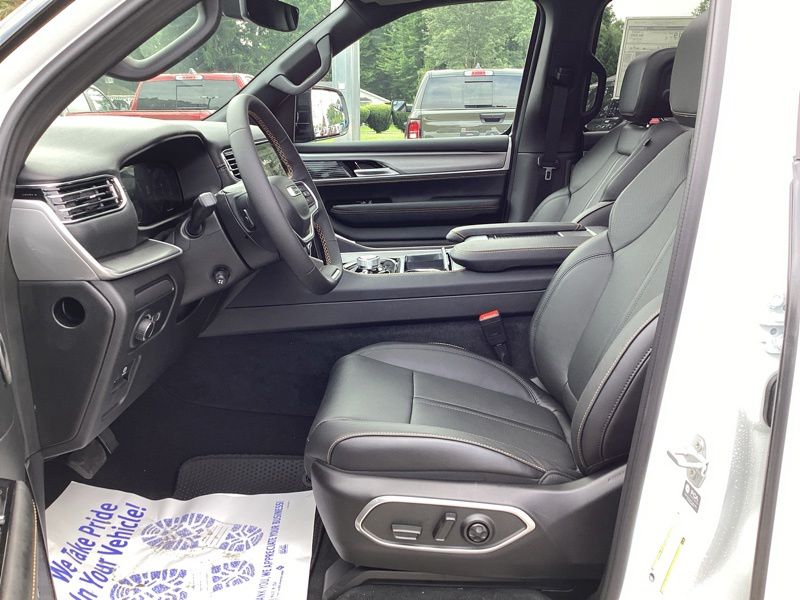 New 2026 Jeep Grand Wagoneer SUV
