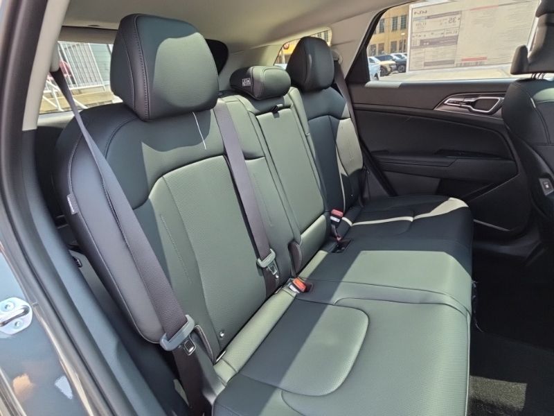 New 2027 Kia Sportage Hybrid SUV