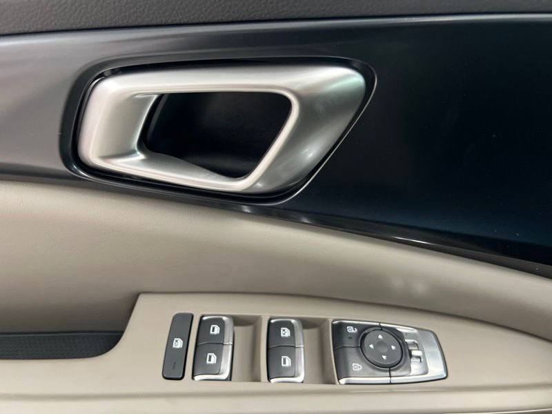 New 2027 Kia Carnival MPV Van