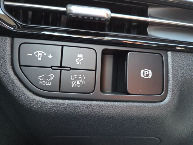 New 2027 Kia Sportage Hybrid SUV