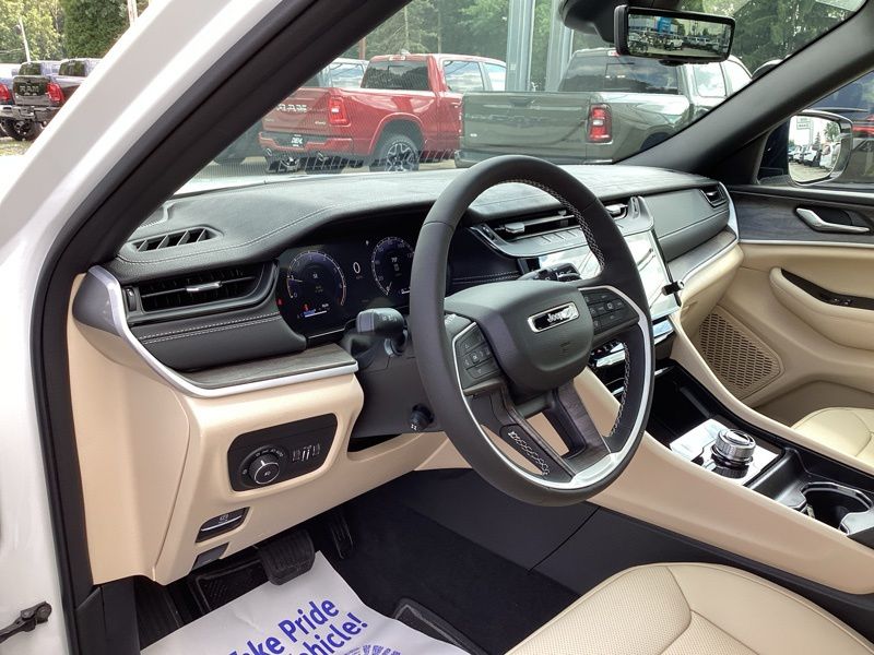 New 2026 Jeep Grand Cherokee SUV