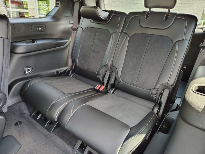 Used 2025 Jeep Grand Cherokee L SUV