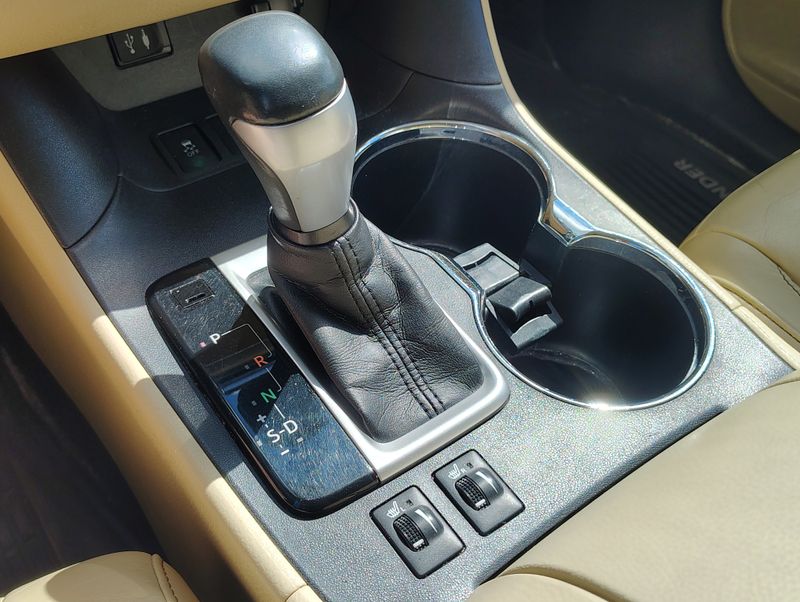 Used 2015 Toyota Highlander SUV