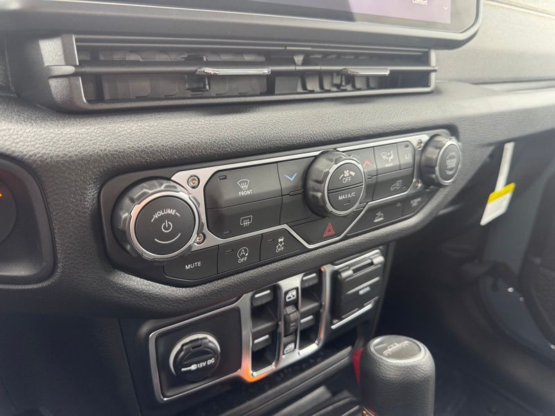 New 2026 Jeep Gladiator Truck