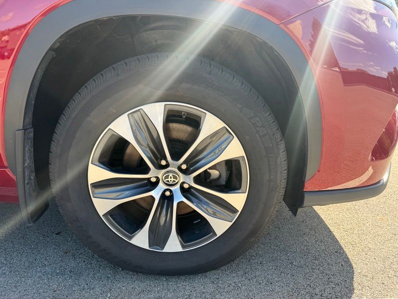 Used 2022 Toyota Highlander SUV