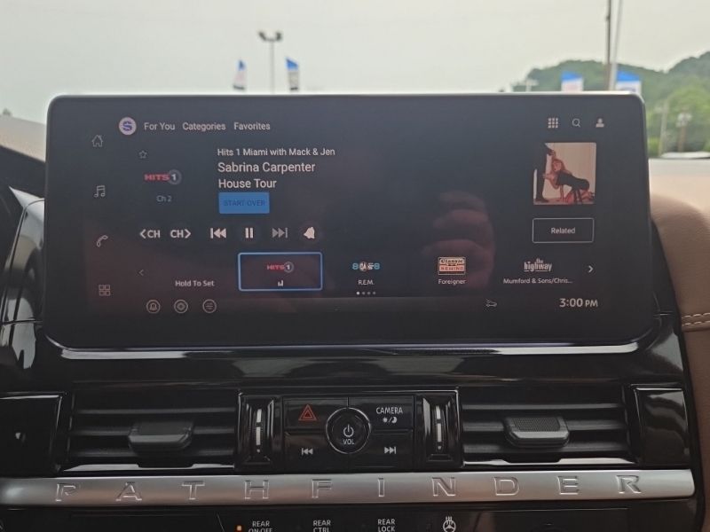 Used 2026 Nissan Pathfinder SUV