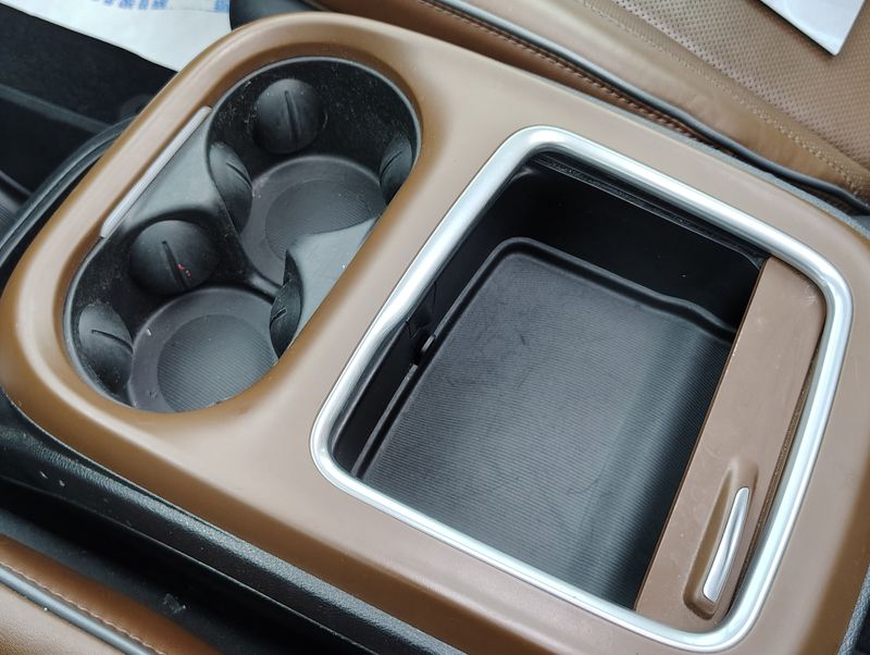 Used 2020 Chrysler Pacifica Van