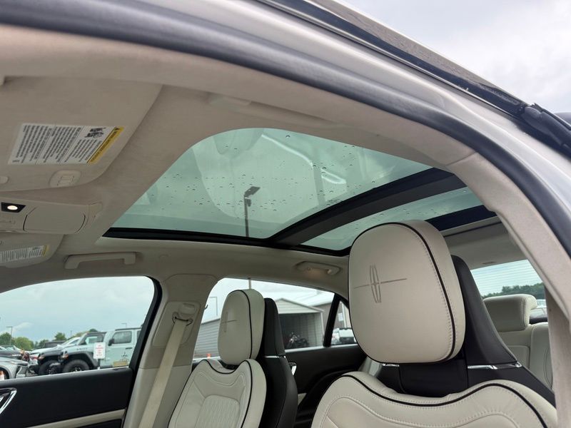 Used 2017 Lincoln Continental Sedan