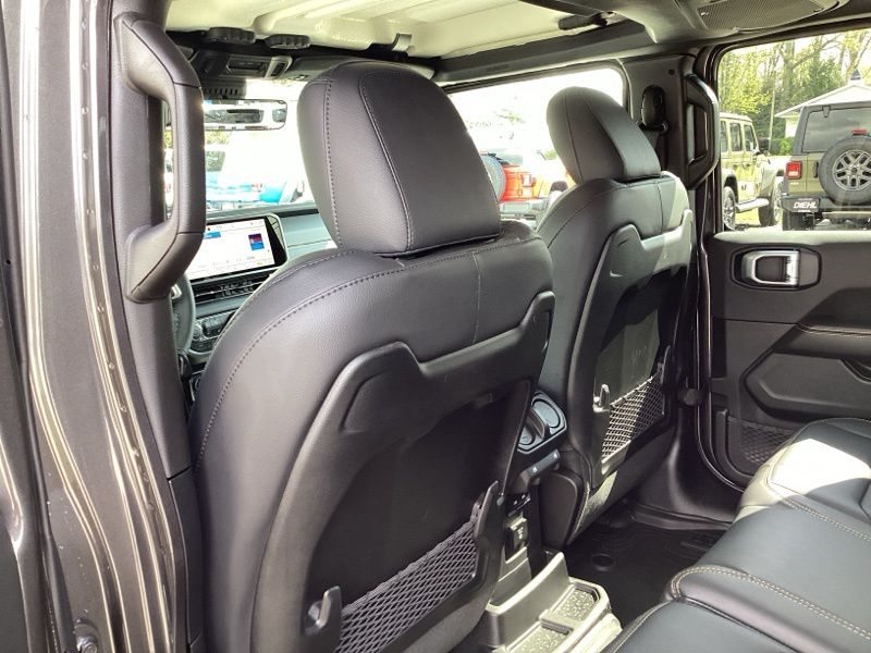 New 2026 Jeep Wrangler SUV