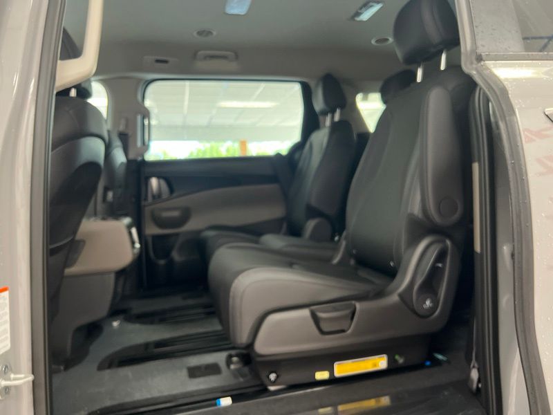 New 2027 Kia Carnival MPV Van