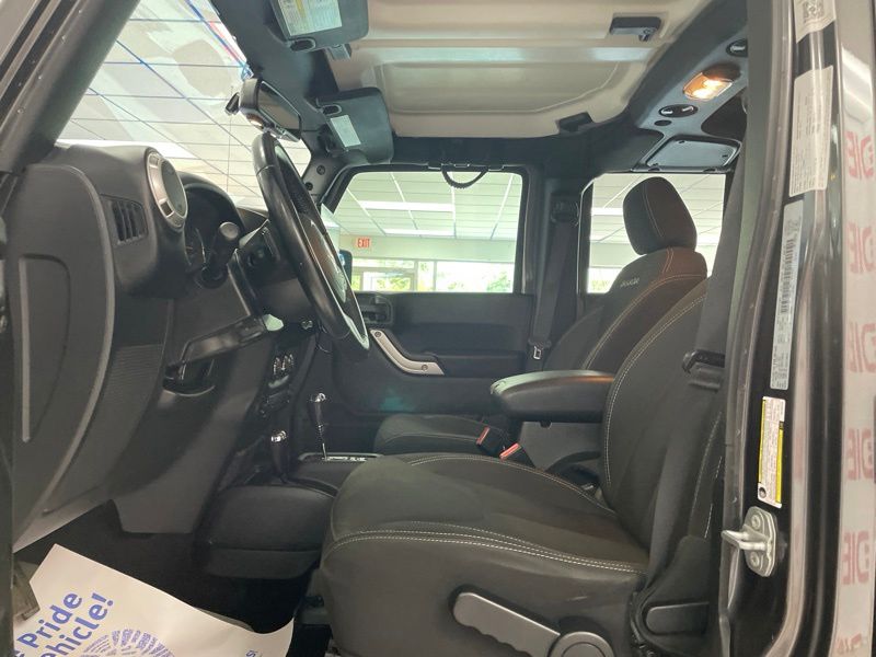 Used 2017 Jeep Wrangler SUV