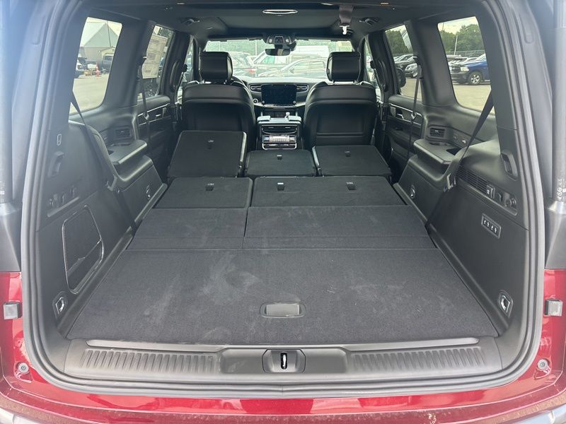 New 2026 Jeep Grand Wagoneer SUV