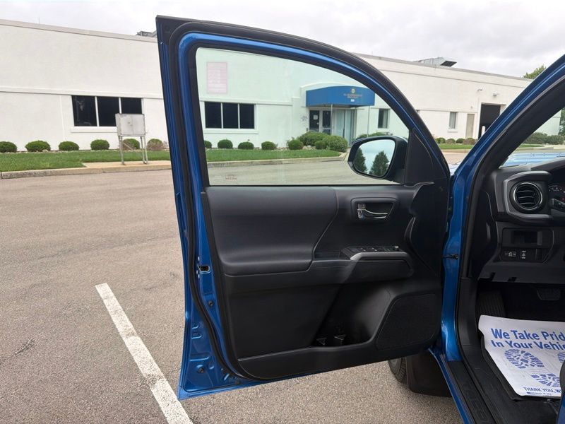 Used 2016 Toyota Tacoma Truck