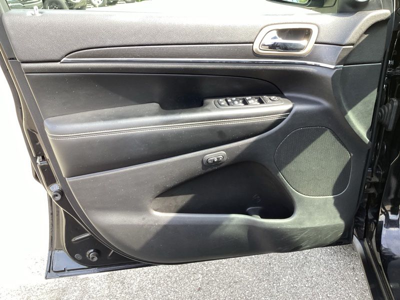 Used 2017 Jeep Grand Cherokee SUV