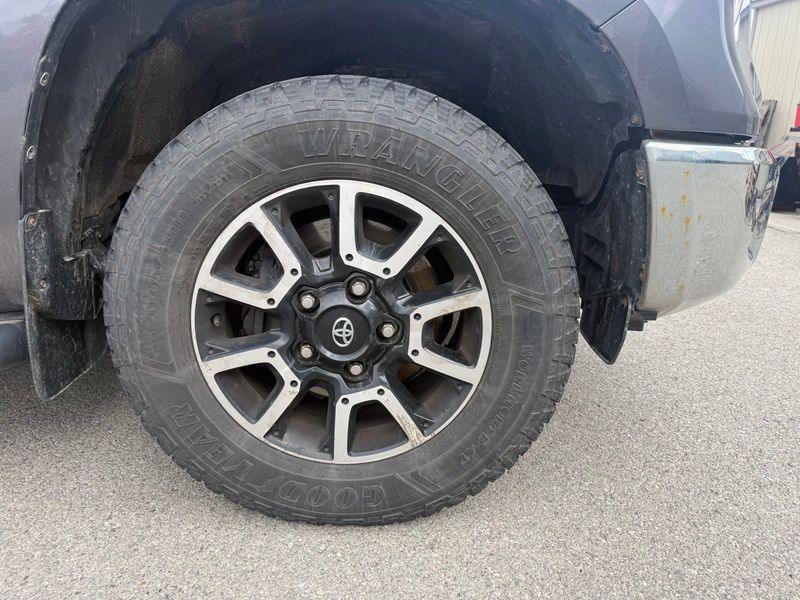 Used 2015 Toyota Tundra Truck