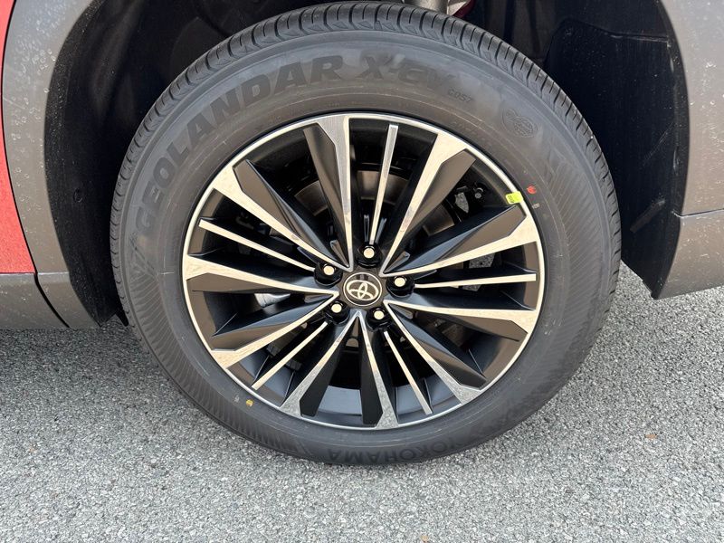 New 2026 Toyota Grand Highlander Hybrid SUV