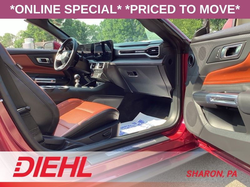 Used 2025 Ford Mustang Convertible