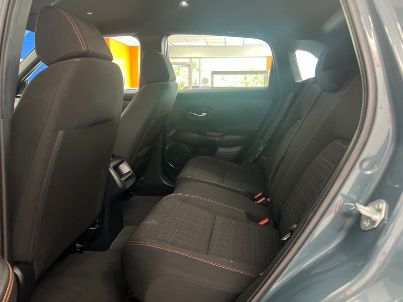 Used 2025 Honda HR-V SUV