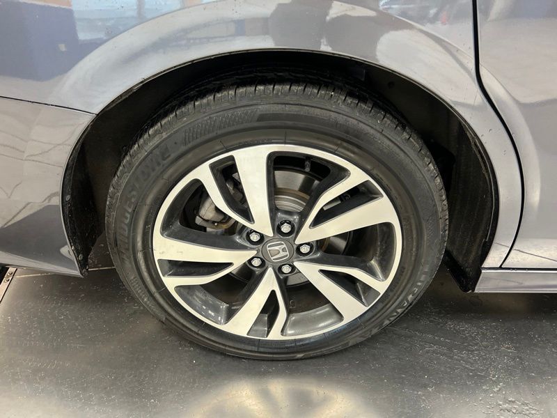 Used 2023 Honda Odyssey Van