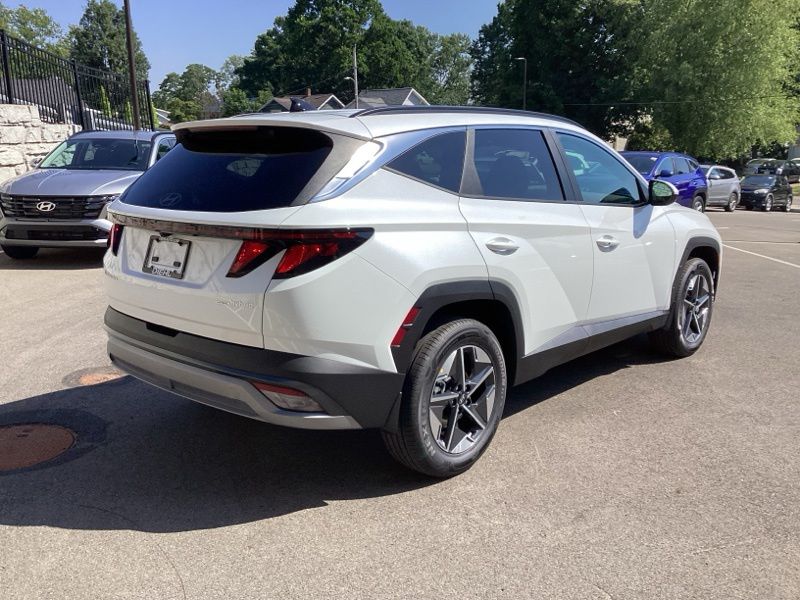 New 2026 Hyundai Tucson Hybrid SUV
