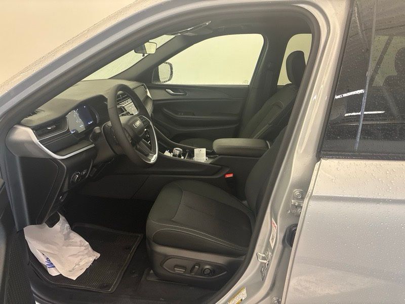 New 2026 Jeep Grand Cherokee L SUV