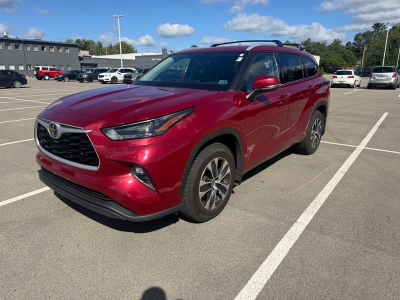 Used 2022 Toyota Highlander SUV