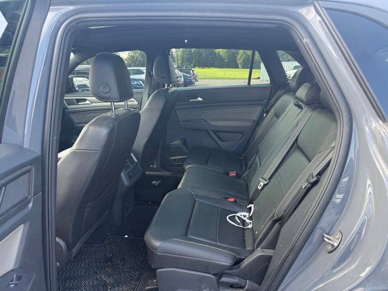 Used 2022 Volkswagen Atlas Cross Sport SUV
