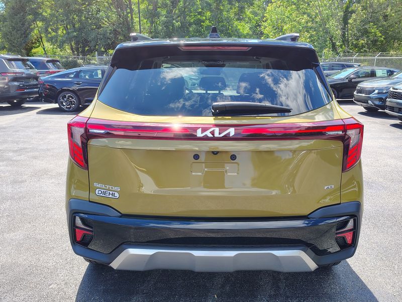 Used 2024 Kia Seltos SUV