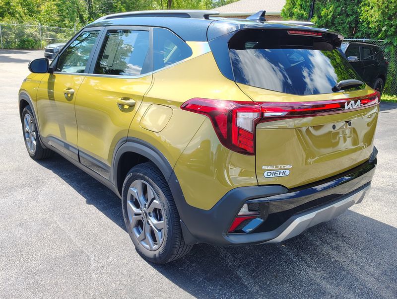 Used 2024 Kia Seltos SUV