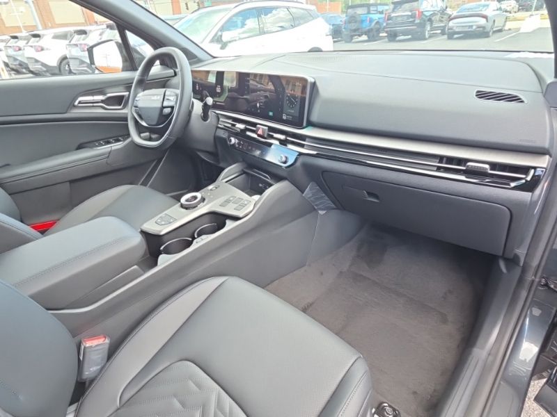 New 2026 Kia Sportage Hybrid SUV