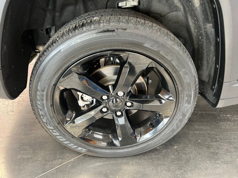 Used 2024 Jeep Grand Cherokee SUV