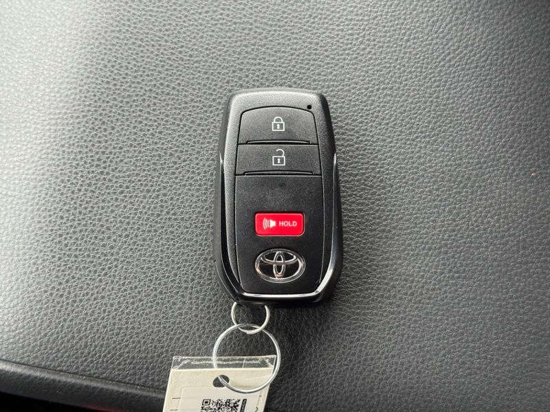 2026 Toyota Tacoma TRD Sport - Photo 37