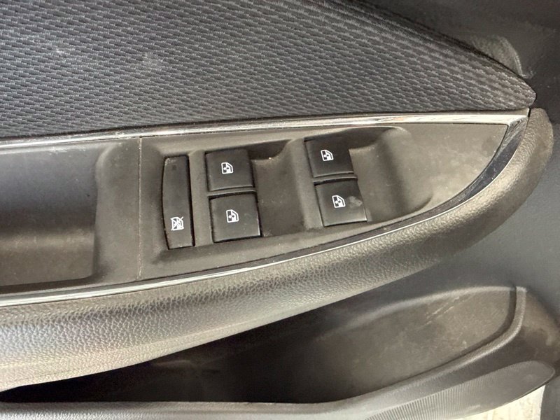 Used 2019 Chevrolet Cruze Hatchback