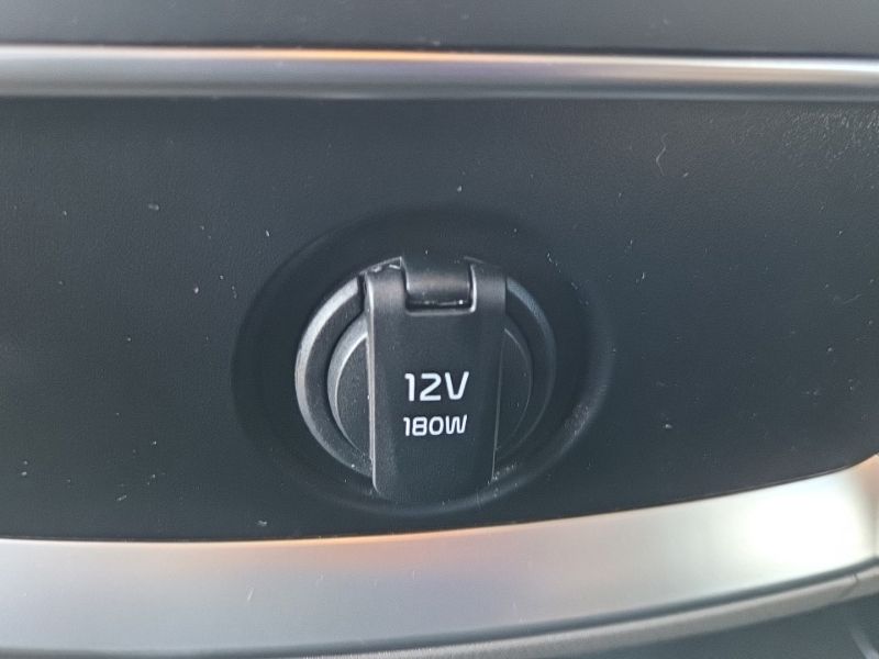 New 2026 Kia Carnival MPV Van