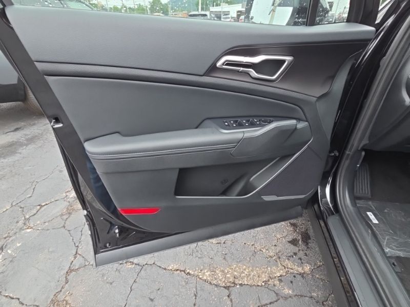 New 2027 Kia Sportage Hybrid SUV