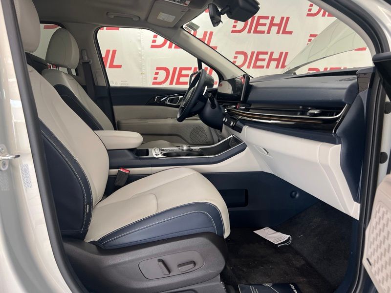 New 2026 Kia Carnival MPV Hybrid Van
