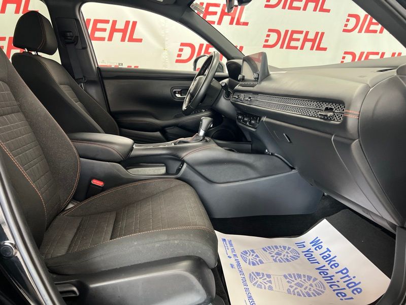 Used 2025 Honda HR-V SUV