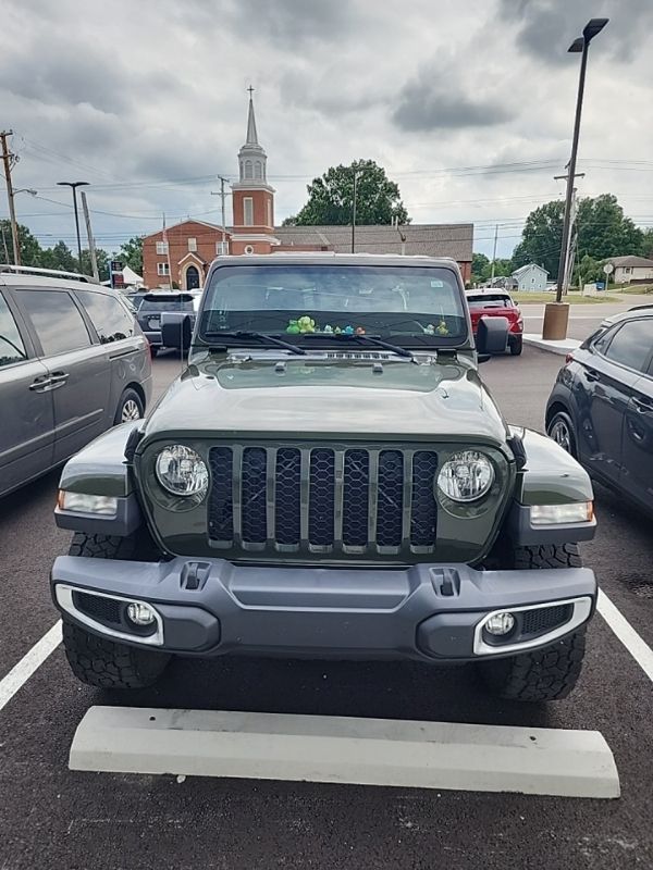 Used 2022 Jeep Gladiator Truck