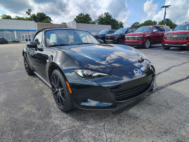 Used 2024 Mazda MX-5 Miata Convertible