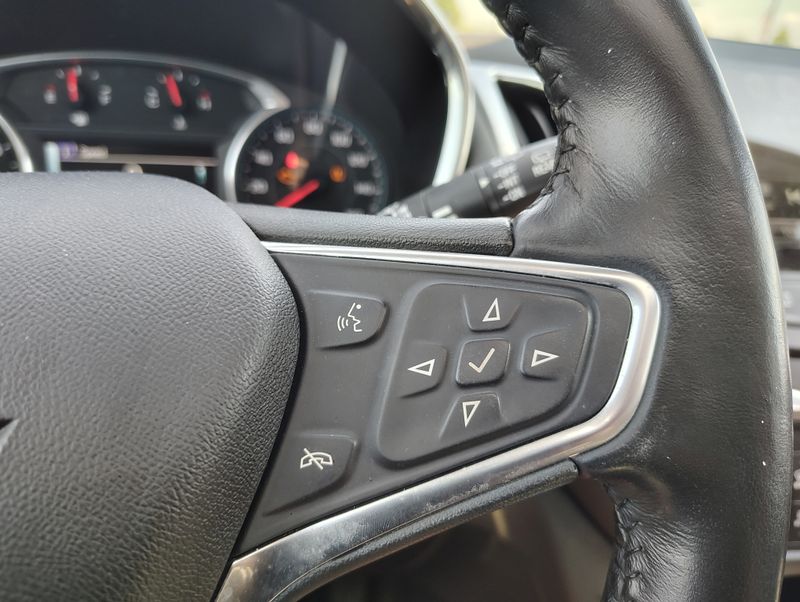 Used 2018 Chevrolet Equinox SUV