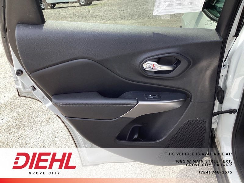 Used 2019 Jeep Cherokee SUV