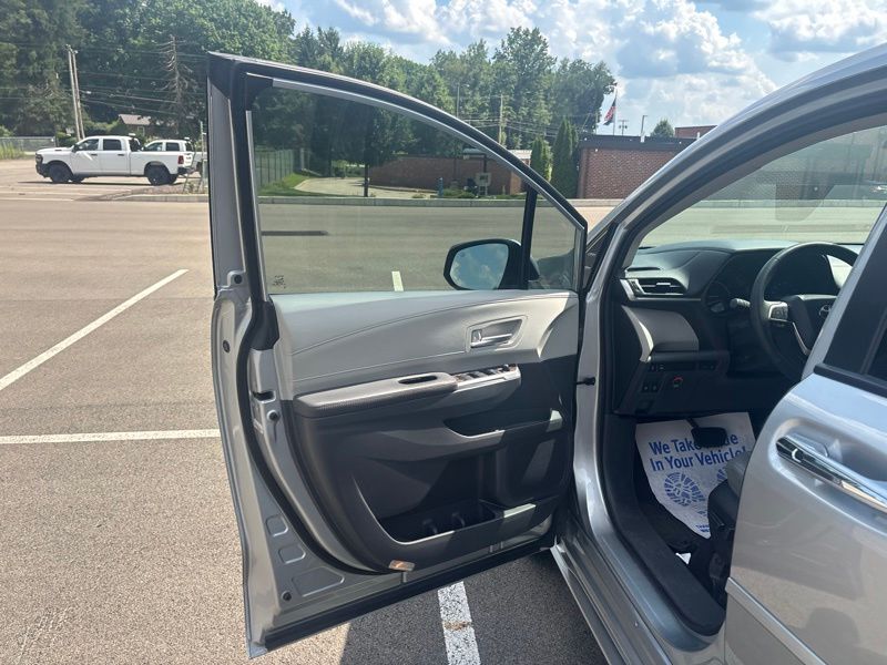 Used 2022 Toyota Sienna Van