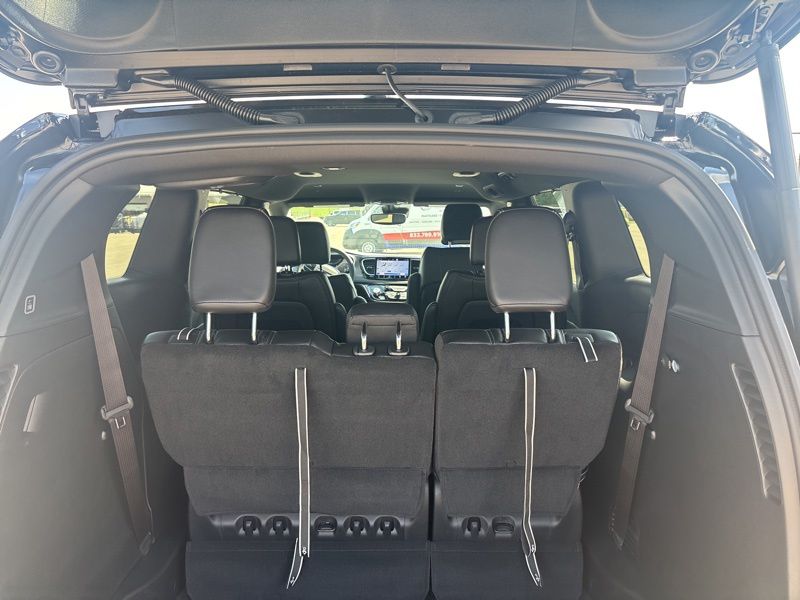 New 2027 Chrysler Pacifica Van