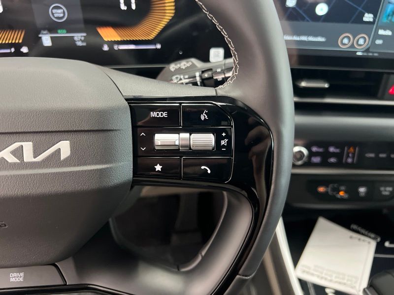 New 2027 Kia Carnival MPV Van