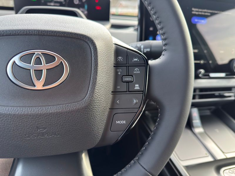 2026 Toyota bZ XLE - Photo 26