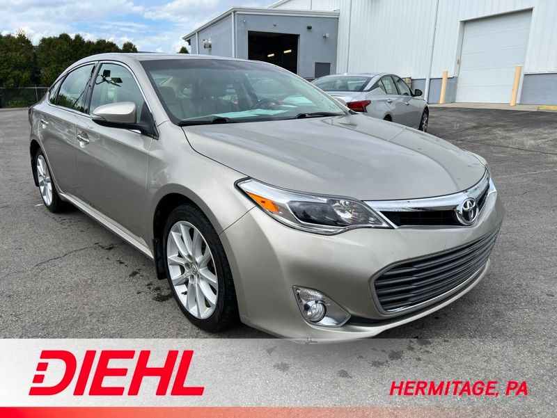 2013 Toyota Avalon XLE Touring's photo