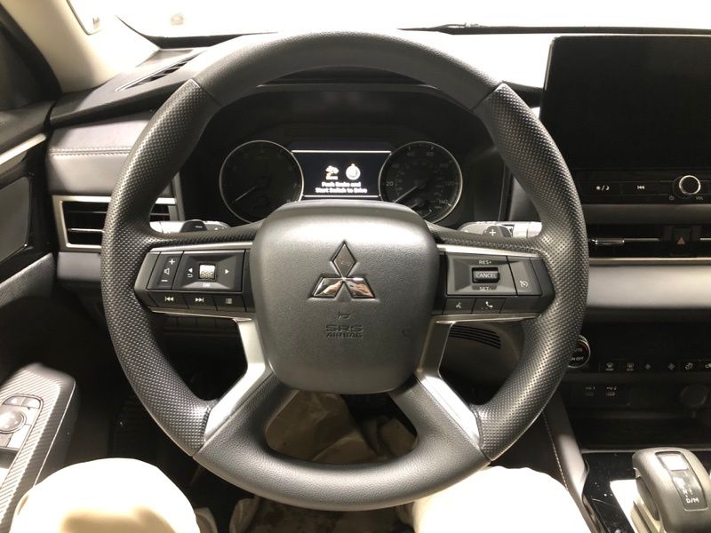 2026 Mitsubishi Outlander ES - Photo 23