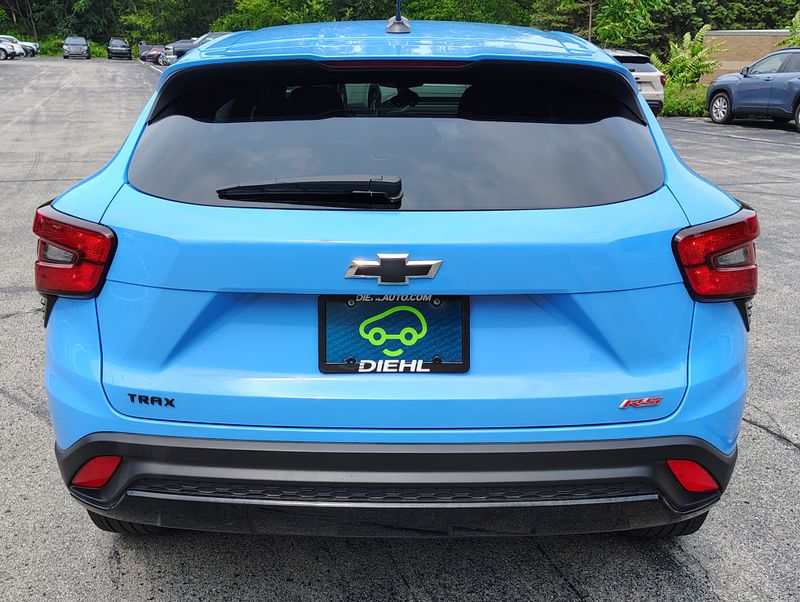 Used 2024 Chevrolet Trax SUV
